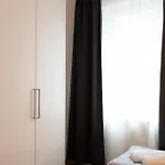 Lägenhetshotell Urban Flats 4*