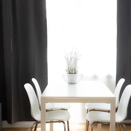 Urban Flats Appart hôtel