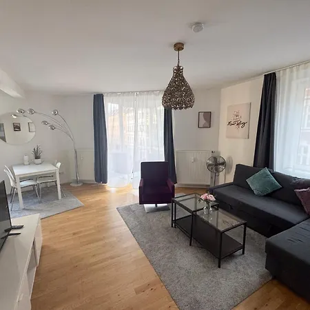 Urban Flats Lägenhetshotell 4*