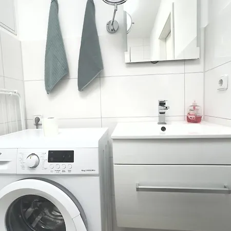 Urban Flats Appart hôtel