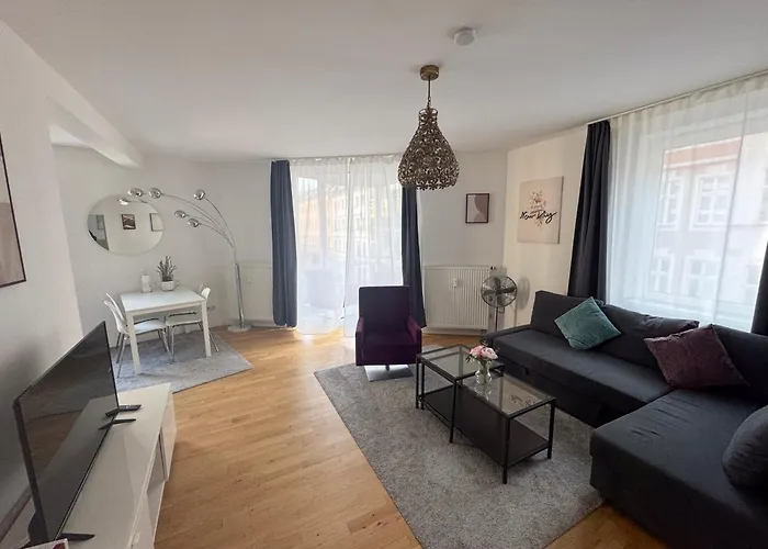 Urban Flats شقة فندقية 4*