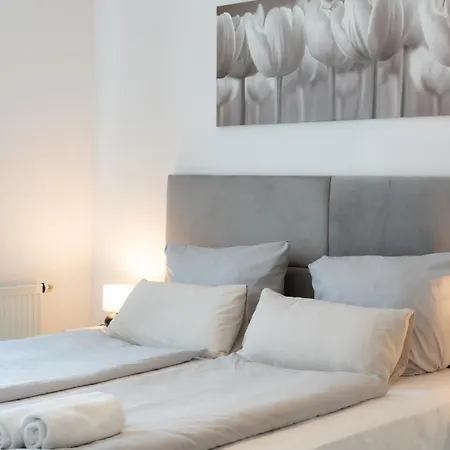 Hotel apartamentowy Urban Flats 4*