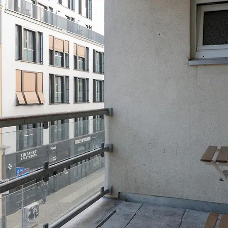 Urban Flats Aparthotel