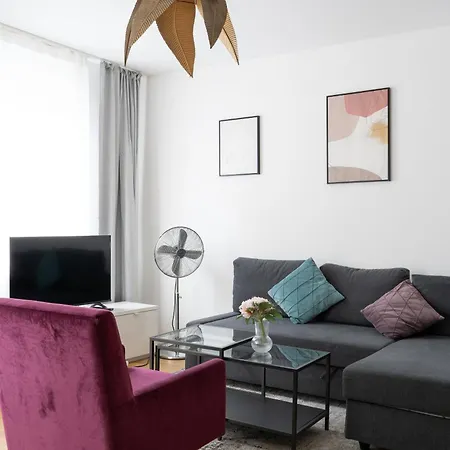 Hotel apartamentowy Urban Flats 4*