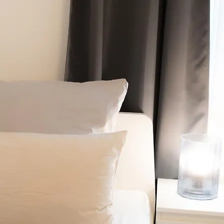 Urban Flats 4*